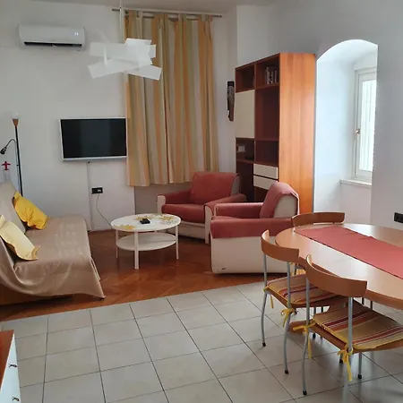 Apartment Goga